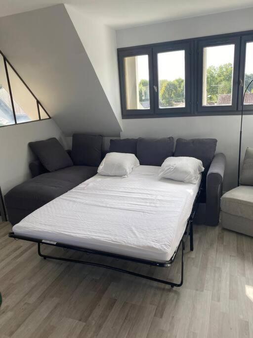 Magnifique Studio De Charme Évreux Exteriör bild